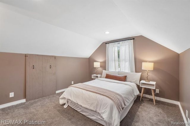 56 Charlevoix Street, Clawson, MI 48017