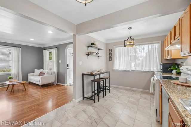 56 Charlevoix Street, Clawson, MI 48017