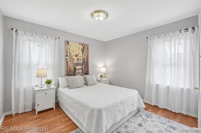 56 Charlevoix Street, Clawson, MI 48017