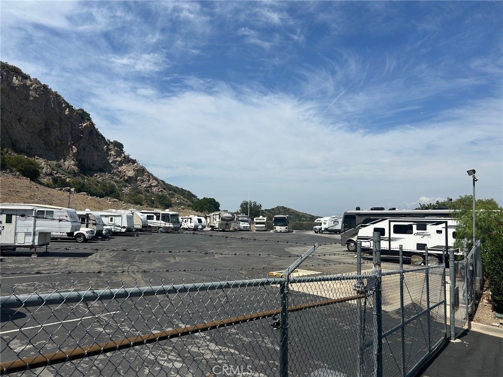 Image 4 of property listing at 24 Gitana, Camarillo, CA 93012