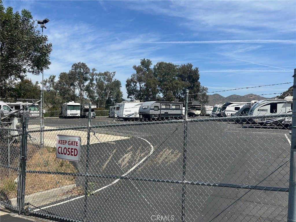 Image 5 of property listing at 24 Gitana, Camarillo, CA 93012