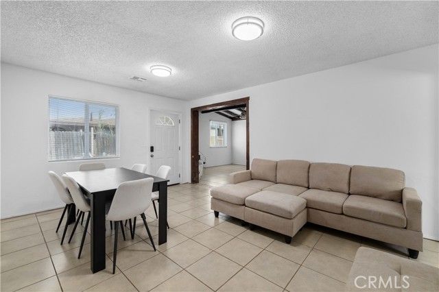 5038 W Avenue L10, Quartz Hill, CA 93536