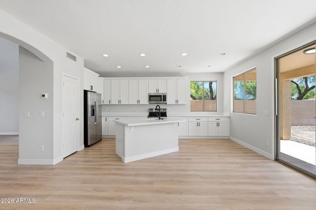 4087 E Sidewinder Court, Gilbert, AZ 85297