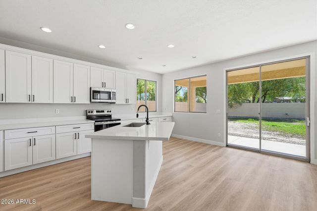 4087 E Sidewinder Court, Gilbert, AZ 85297