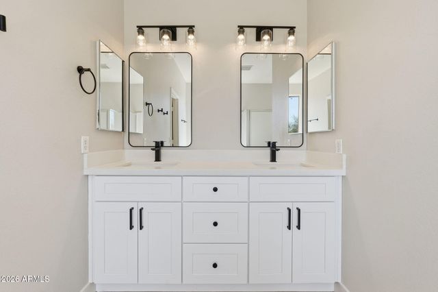 4087 E Sidewinder Court, Gilbert, AZ 85297