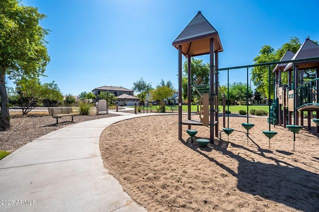 4087 E Sidewinder Court, Gilbert, AZ 85297