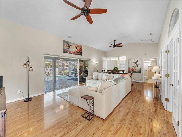 1149 SE Cambridge Drive, Port St. Lucie, Port St Lucie, FL 34952