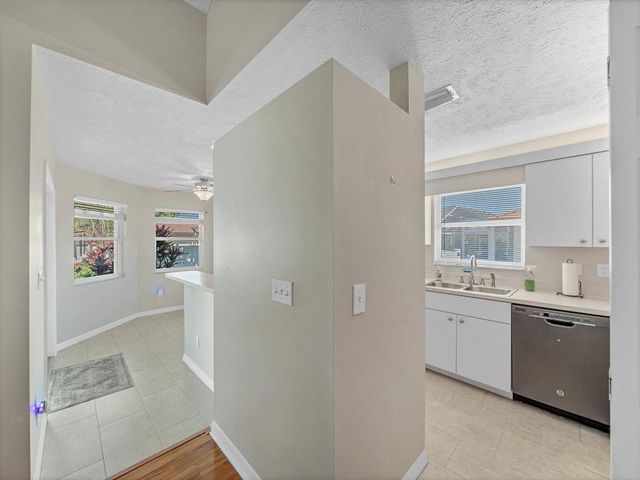 1149 SE Cambridge Drive, Port St. Lucie, Port St Lucie, FL 34952