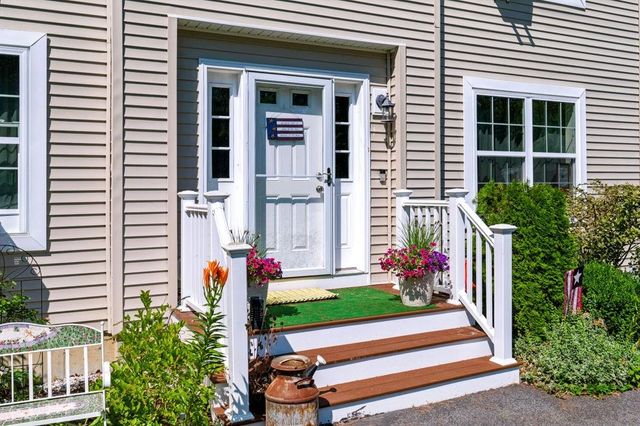 19 Hiltons Lane, Rochester, NH 03868