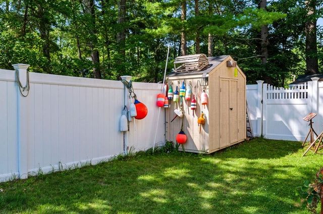 19 Hiltons Lane, Rochester, NH 03868