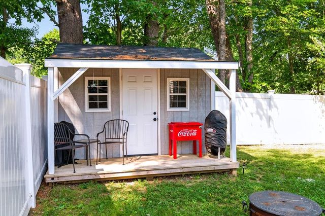 19 Hiltons Lane, Rochester, NH 03868