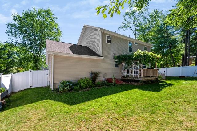 19 Hiltons Lane, Rochester, NH 03868