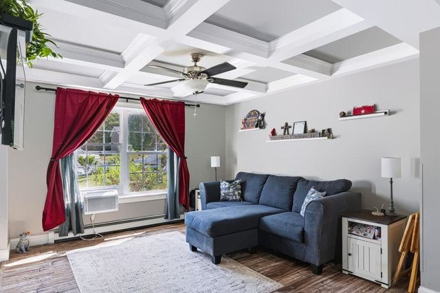 19 Hiltons Lane, Rochester, NH 03868