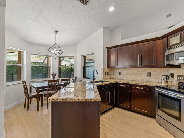 833 Heron Road, Weston, FL 33326