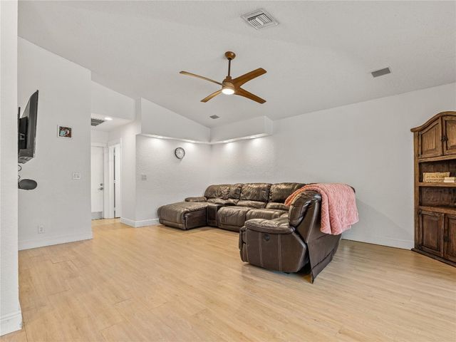 833 Heron Road, Weston, FL 33326