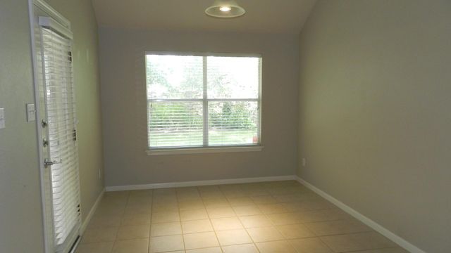613 Hickory Run DR, Cedar Park, TX 78613