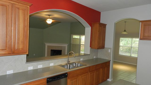 613 Hickory Run DR, Cedar Park, TX 78613