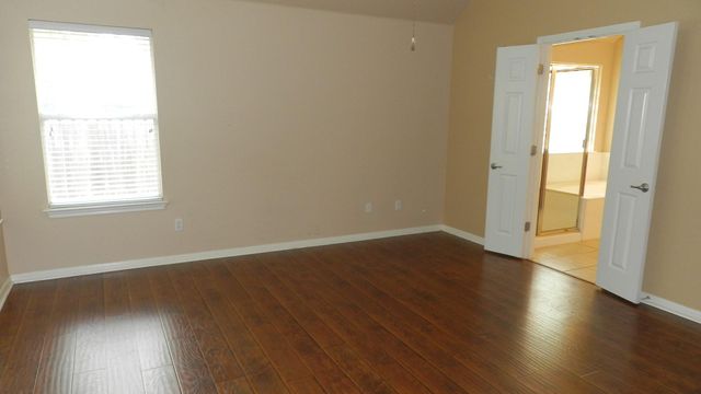 613 Hickory Run DR, Cedar Park, TX 78613