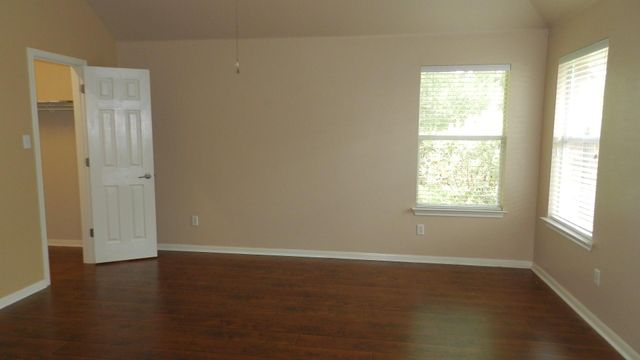 613 Hickory Run DR, Cedar Park, TX 78613