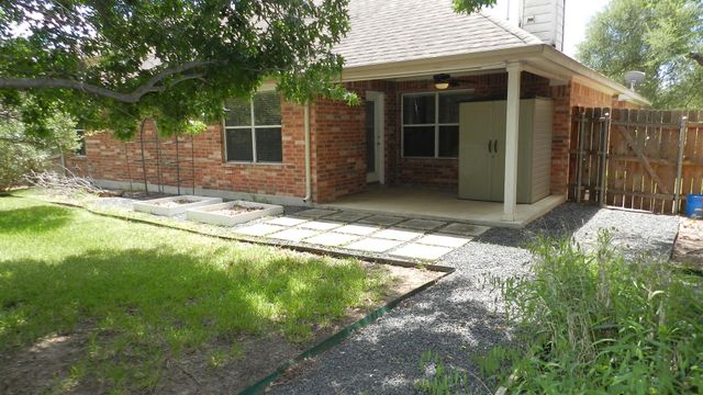 613 Hickory Run DR, Cedar Park, TX 78613
