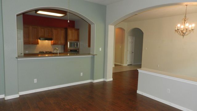 613 Hickory Run DR, Cedar Park, TX 78613