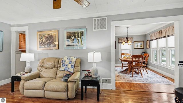 124 S State Street, Alma, MI 48801