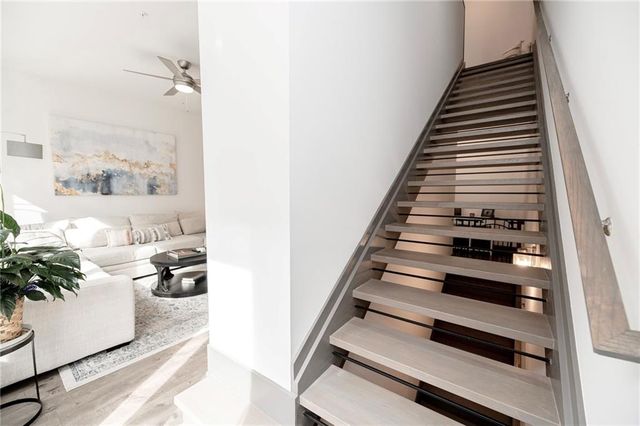 1224 Chelsea Circle NW, Atlanta, GA 30318