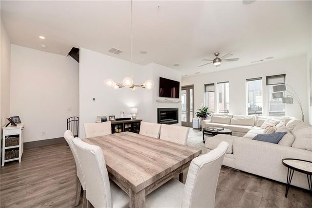 1224 Chelsea Circle NW, Atlanta, GA 30318