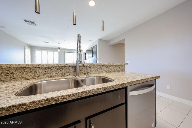 1705 W TURTLE HILL Drive, Anthem, AZ 85086