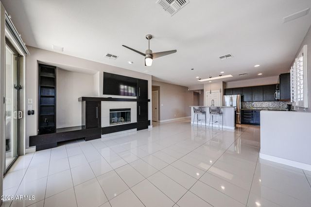 1705 W TURTLE HILL Drive, Anthem, AZ 85086