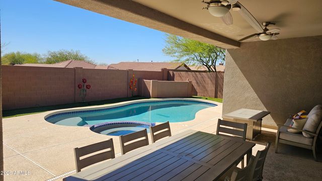 1705 W TURTLE HILL Drive, Anthem, AZ 85086