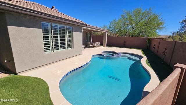 1705 W TURTLE HILL Drive, Anthem, AZ 85086