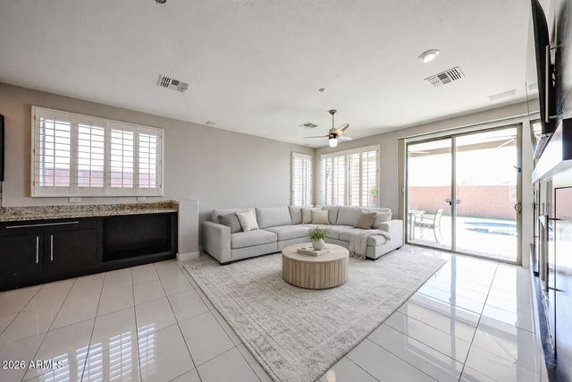 1705 W TURTLE HILL Drive, Anthem, AZ 85086