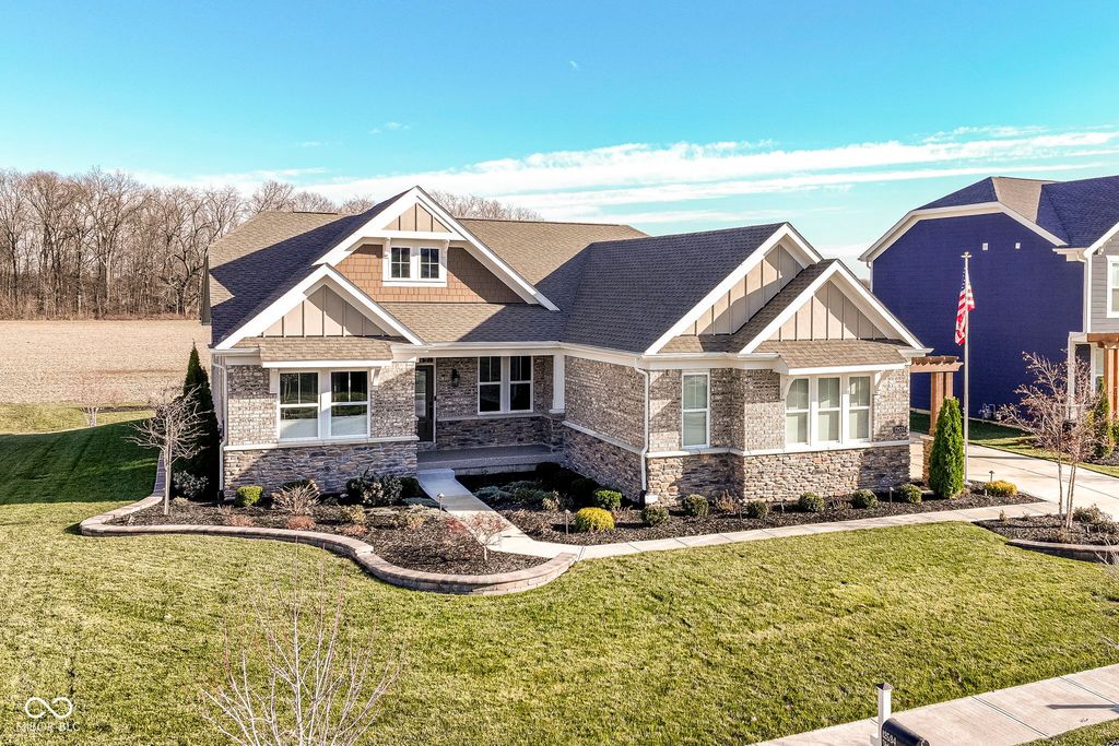 12535 Tidecrest Drive, Fishers, IN 46037