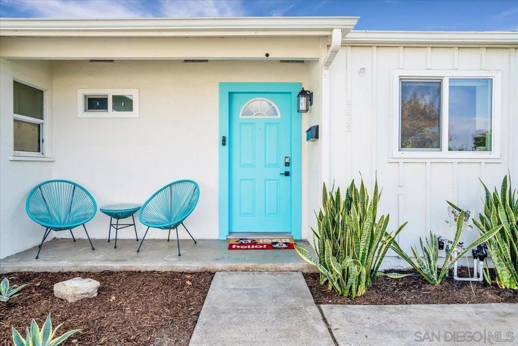 9682 Kennelly Ln, Anaheim, CA 92804 — photo 4