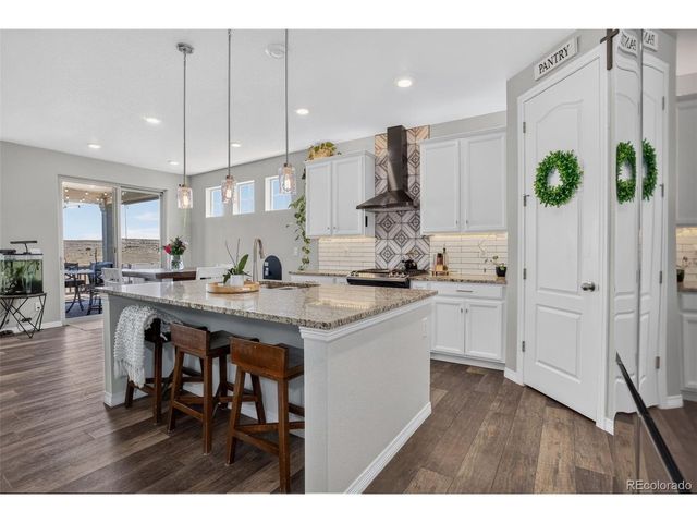 7771 Fraser River Cir, Littleton, CO 80125