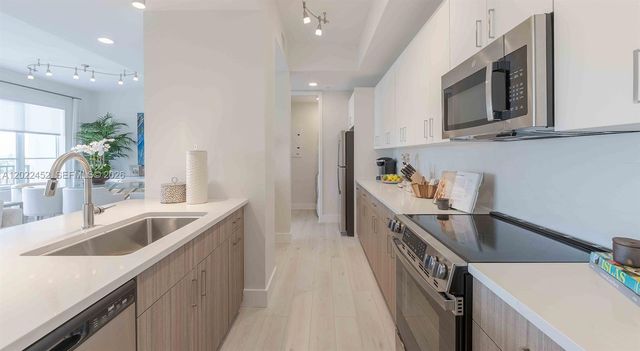 151 NE 5th Ave Lux Townhouese, Delray Beach, FL 33483