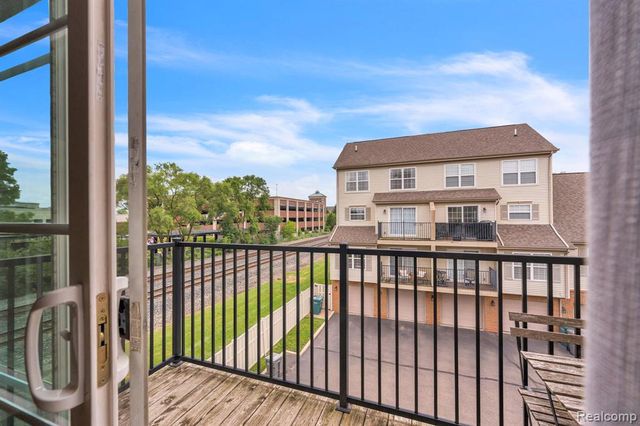 22338 Abbey Lane, Dearborn, MI 48124