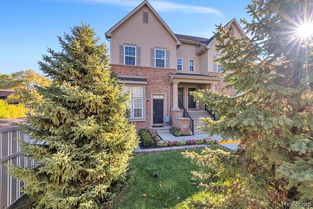 22338 Abbey Lane, Dearborn, MI 48124