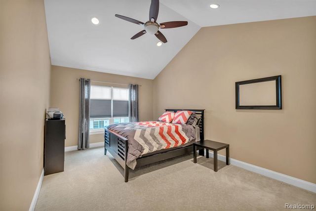22338 Abbey Lane, Dearborn, MI 48124