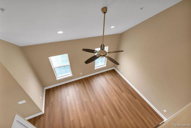 22338 Abbey Lane, Dearborn, MI 48124