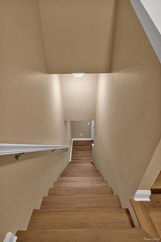 22338 Abbey Lane, Dearborn, MI 48124