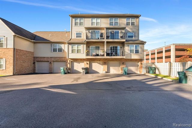 22338 Abbey Lane, Dearborn, MI 48124