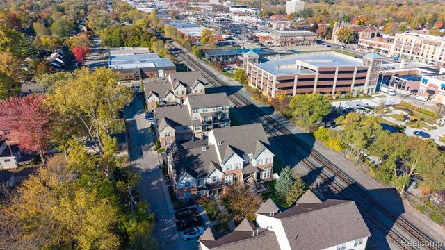 22338 Abbey Lane, Dearborn, MI 48124