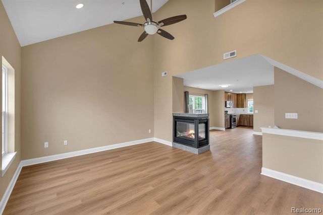 22338 Abbey Lane, Dearborn, MI 48124