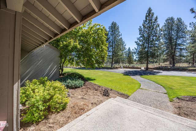 60266 Tekampe Road, Bend, OR 97702
