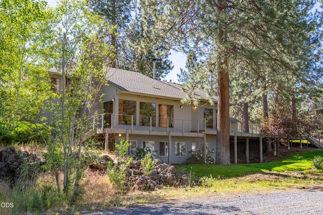 60266 Tekampe Road, Bend, OR 97702