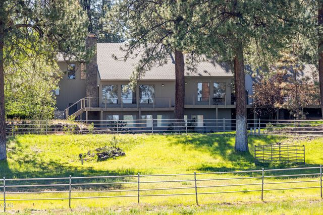 60266 Tekampe Road, Bend, OR 97702