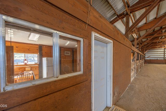 60266 Tekampe Road, Bend, OR 97702