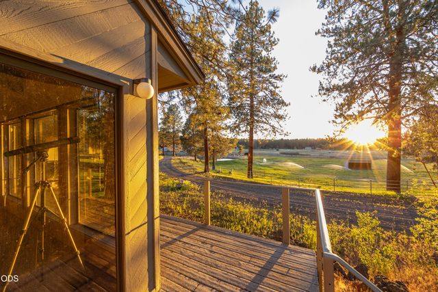 60266 Tekampe Road, Bend, OR 97702